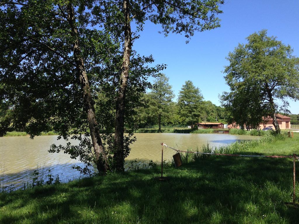 Camping Domaine De Mepillat Saint-Nizier-le-Bouchoux 外观 照片